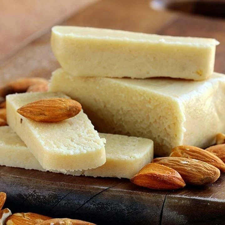 Pain de pâte d'amandes blanches 2 kg